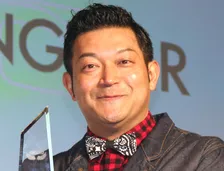 “ぐっさん”山口智充、5年間乗った“元愛車”を公開　トヨタ“名車”を絶賛も「4000ccのハイオクともなると、なかなかですよね」