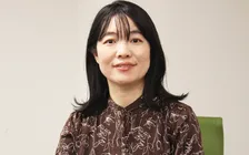 イモトアヤコ、息子と登山に初挑戦「ゆっくりですが登る事できました」　山頂で絶景＆おにぎりを堪能