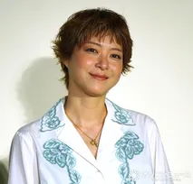 上野樹里、ボーイッシュ×美脚のリラックススタイル　緊張する新生活は「ほっと一息できる時間を」