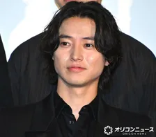 山崎賢人、舘ひろしから「心の助け」　理由に苦笑い「初めてNG出してよかったと思った（笑）」