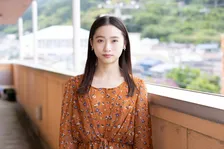 伊東蒼、謎の女性・亜佐美役で出演　京極夏彦原作×奈緒主演映画『死ねばいいのに』