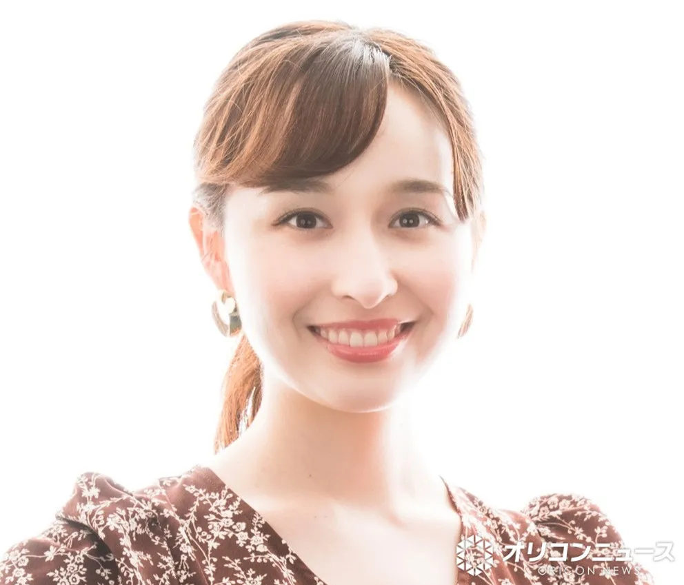 TBS・宇賀神メグアナ、ニュースの顔から一変→レッチリ演奏する“ギター姿”に反響「すげぇ」「本格的ですね」