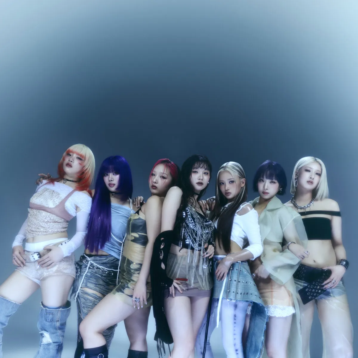 HANA、メジャーデビュー1周年ビジュアル公開“それぞれが自身の花として咲き、誰かにとっての光になる”　生配信も予告