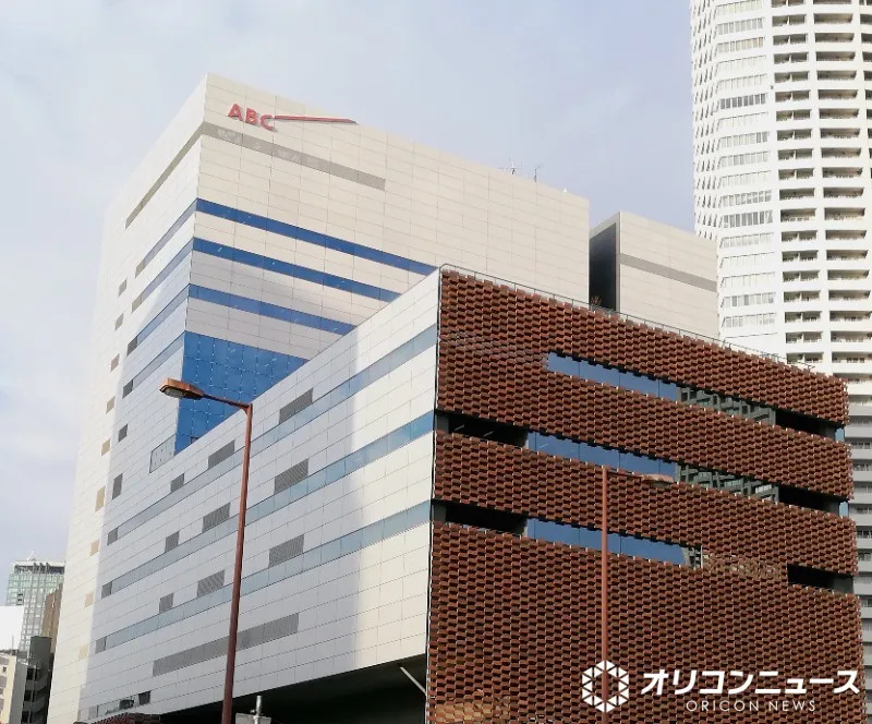 『M-1グランプリ2025』ベストアマチュア賞の男女コンビ、今後の方針表明…「受け入れられない」の声  同志社大卒「ピ夜」が心境