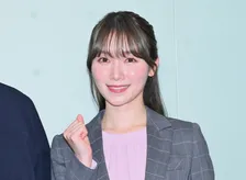 櫻坂46守屋麗奈、初の刑事役も「あざとさはいつもの私（笑）」　熊プロにおんぶのシーンでは“素”のかわいさで魅了