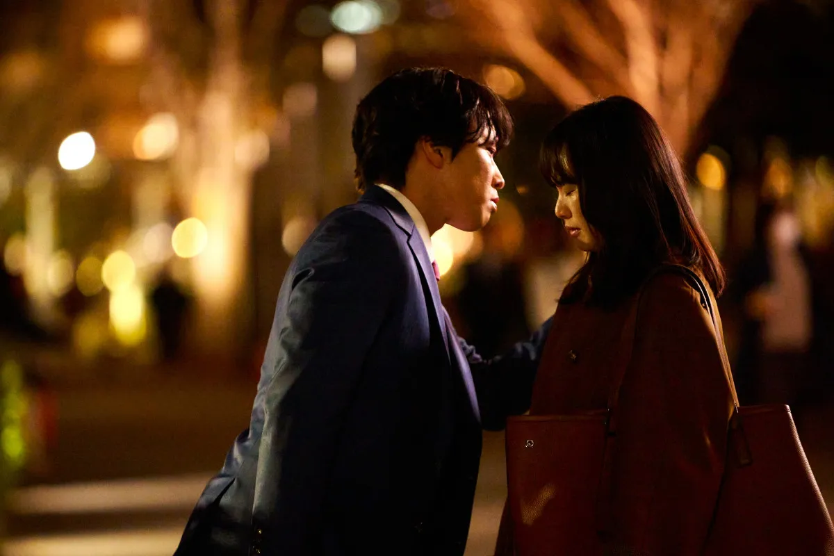 宮舘涼太“エータ”が臼田あさ美“くるみ”と禁断のキス？『ターミネーターと恋しちゃったら』第2話ではやくも急接近