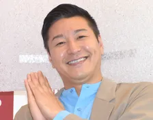 チョコプラ長田、愛車の800万円超の光岡“100台限定車”を公開「“6台目の車”納車でございます」　発売時「『ケンメリ』みたい」と話題