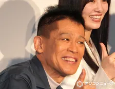 柳沢慎吾＆岸本加世子、サプライズ登壇にキャスト陣も驚き　ハイテンションなトーク力に会場大盛り上がり