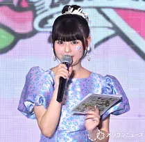 長浜広奈、ガルアワMCでも“おひなさま節”炸裂「幸せで堪らないです」　“大々だい好きな”先輩と共演