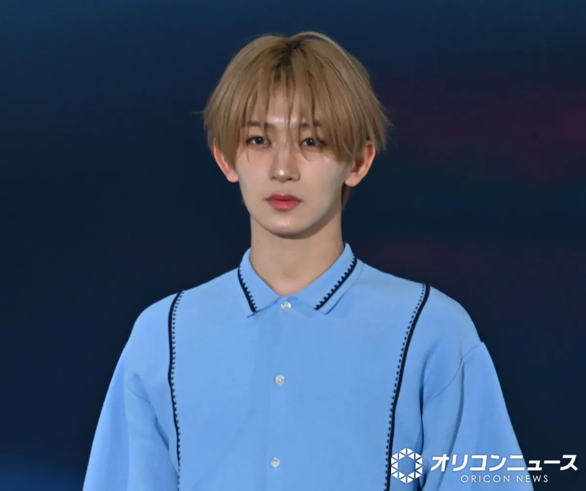 MAZZEL・NAOYA、 2度目のランウェイ　圧巻オーラに“大歓声”さらう