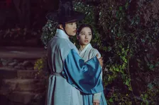 【あすから】ウ・ドファン、亡き両親の復讐を心に秘める“弁護士”に　韓国ドラマ『朝鮮弁護士カン・ハンス～誓いの法典～』、放送スタート＜キャスト・あらすじ＞