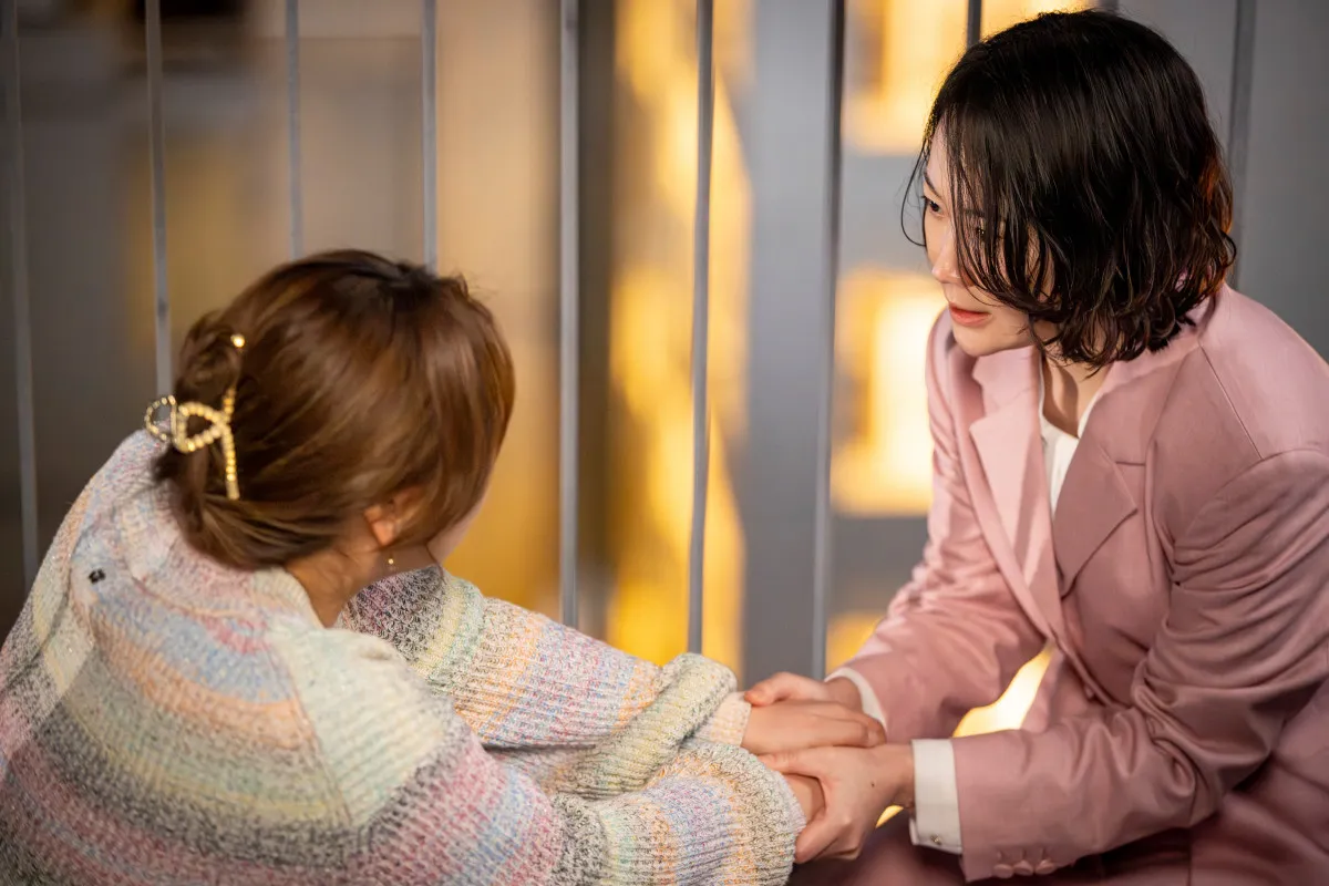 黒木華“茉莉”、号泣しながら熱弁「国民なんか簡単とか…」　ネット反響「今の時勢に沁みるぜ」『銀河の一票』第1話【ネタバレあり】