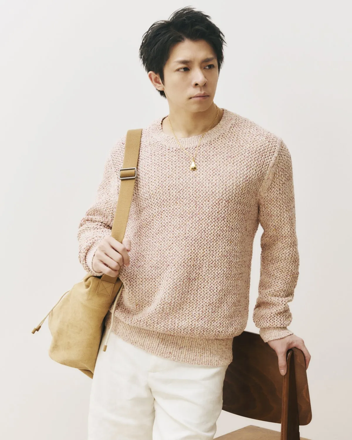 Number_i岸優太、洗練された“夏ビジュアル”公開　大人の余裕感じるカットも