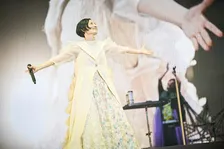 坂本真綾、30周年記念ライブ　2万3000人と辿ったこれまでの歩み【ライブ写真多数＆セトリ】