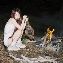 アイナ・ジ・エンド、「革命道中 - On The Way」が自身初の累積再生数2億回突破【オリコンランキング】