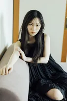 櫻坂46山下瞳月、神秘的な美しさ放つグラビア　国立競技場ライブ終え“先輩が積み重ねてきた歴史”を継承する想い