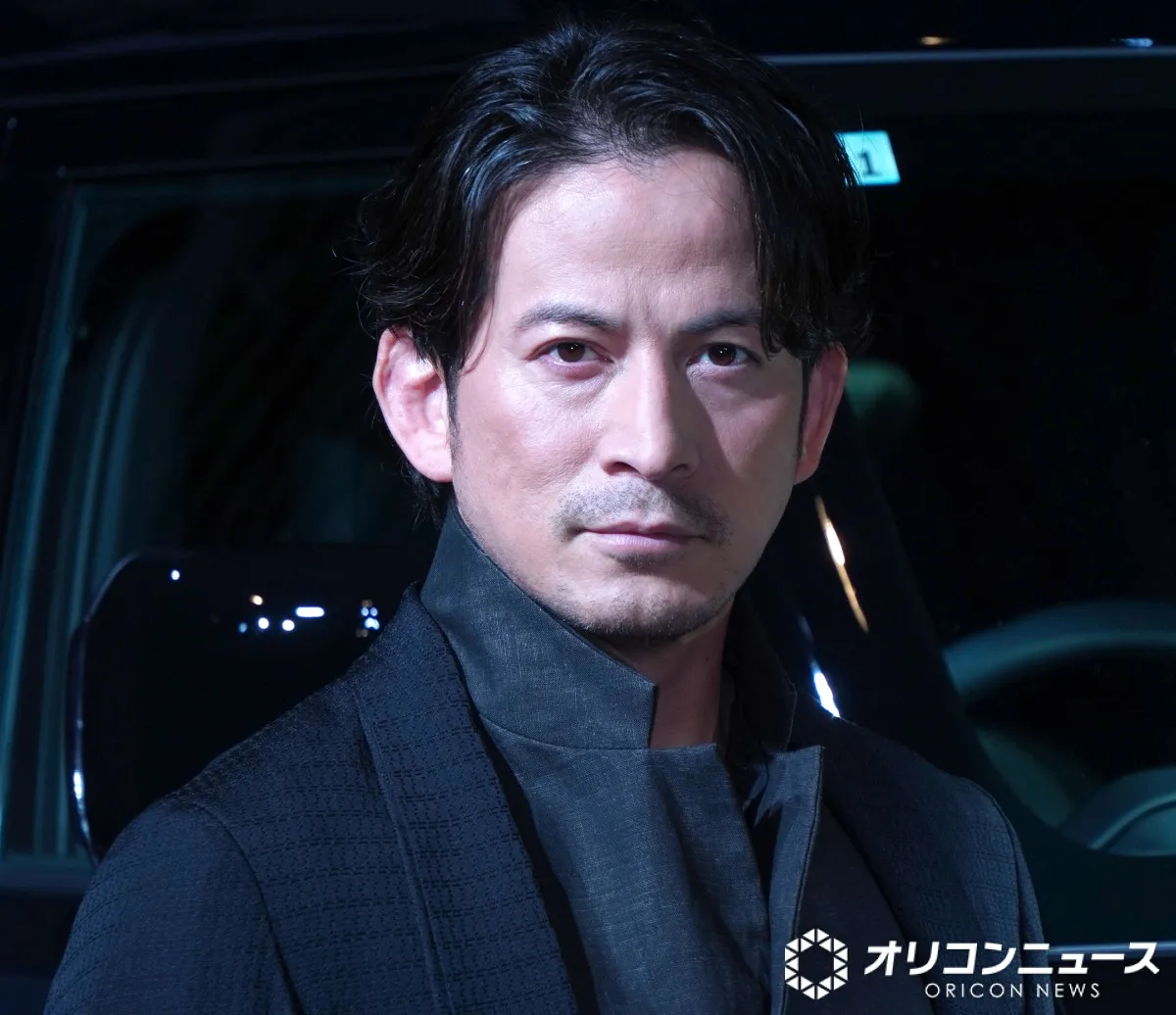 岡田准一、愛車は英国“高級SUV”「僕にとっての理想」　アンバサダー就任に感激