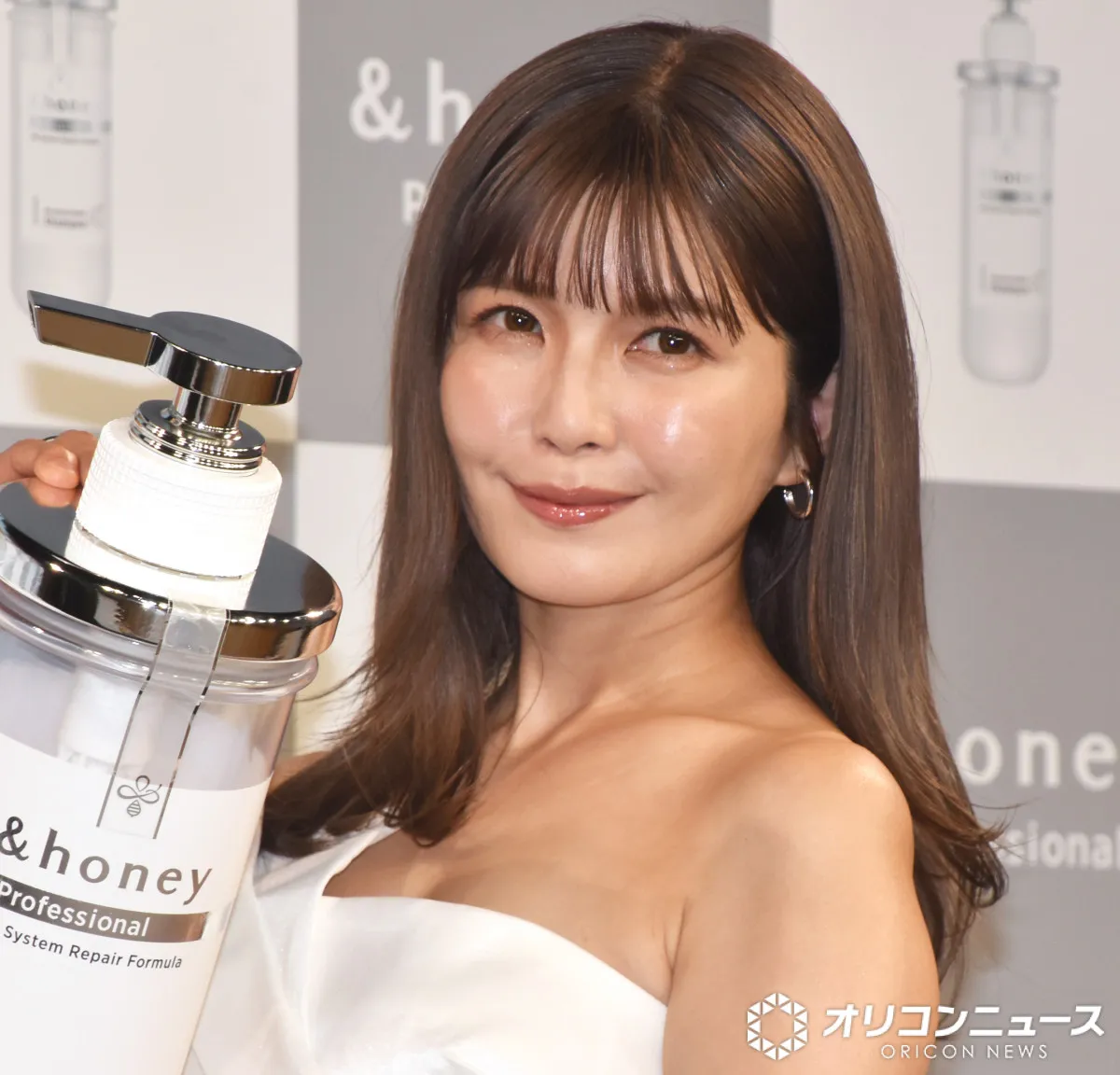 宇野実彩子、ミシンを買った報告　不器用で知られ、與真司郎が驚きの声「どうしたの？」