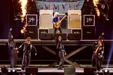 EXILEの3年4ヶ月ぶり東京ドーム公演にB'z松本孝弘がサプライズ登場　ATSUSHI「すごくエキサイティングでした」