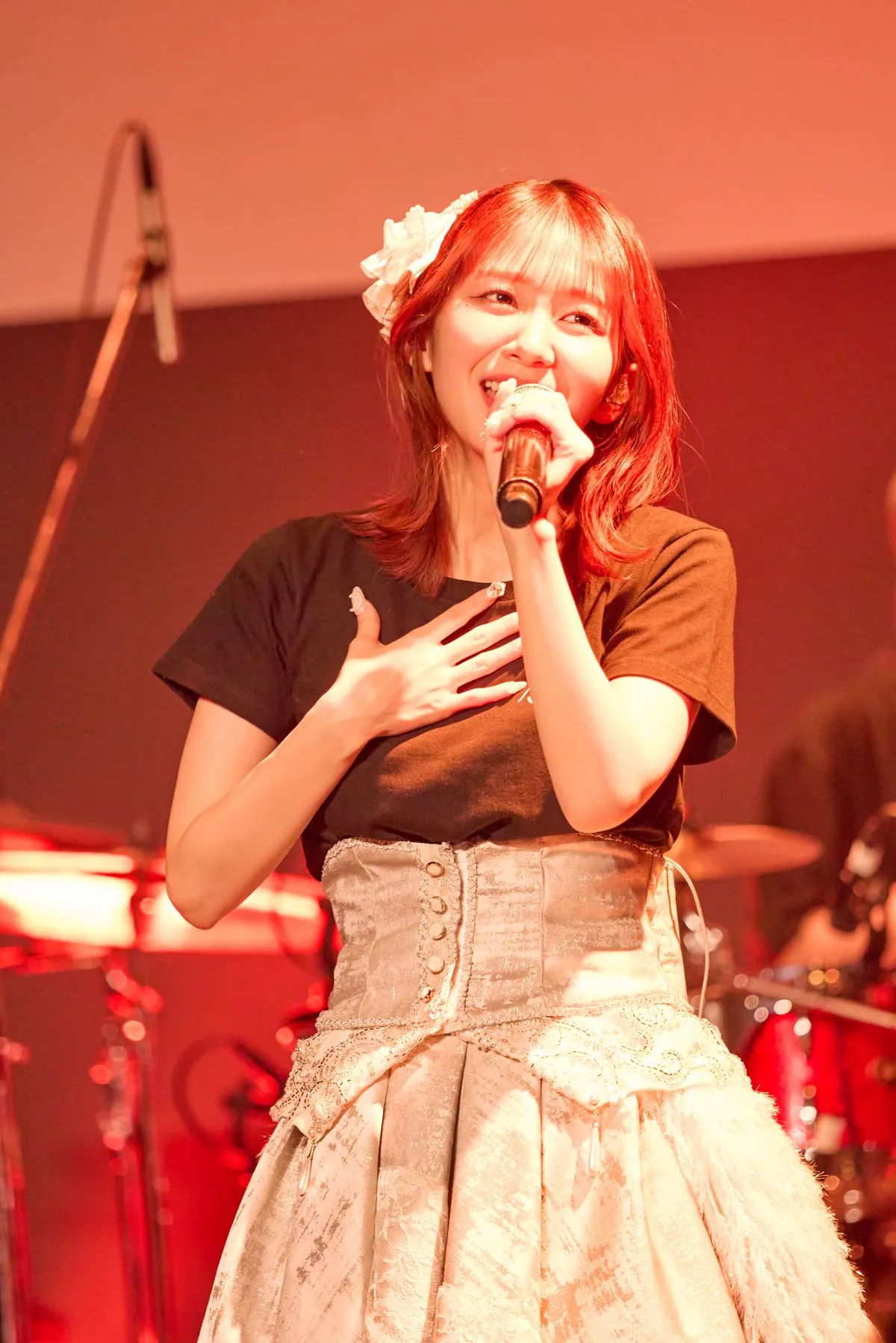 声優・小島菜々恵、ライブ衣装はオーダーメイド　バースデーライブ公式写真＆レポート到着