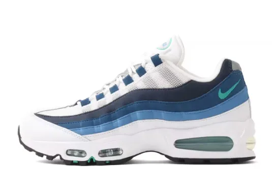 【きょう締め切り】ナイキ『エアマックス95』青グラデ　「atmos」で抽選応募　2万4200円も争奪戦必至