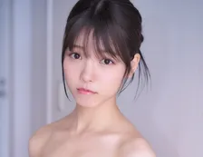 AKB48・高橋彩音、“ベビーフェイスなお姉さん”の透明感溢れるショット公開