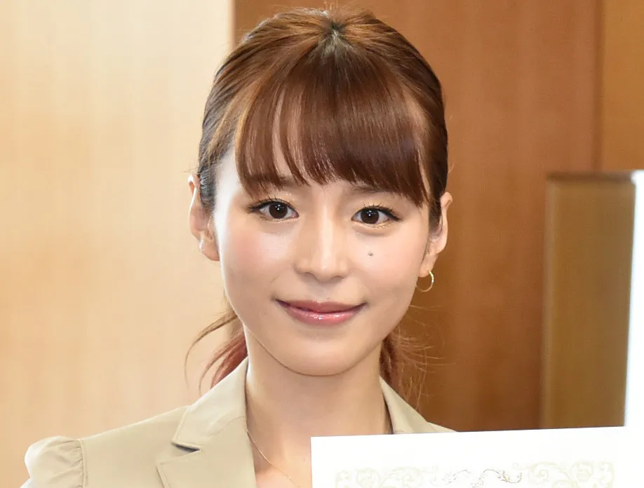 平野綾『ハルヒ』SOS団を緊急招集　声優仲間たちとオフショット「目尻のアイラインが落ちるくらい泣き笑って」