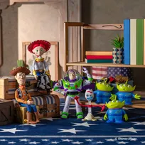 『トイ・ストーリー5』のおもちゃ発売決定　リアルサイズトーキングフィギュアやぬいぐるみ、「トミカ」「プラレール」も【商品詳細あり】