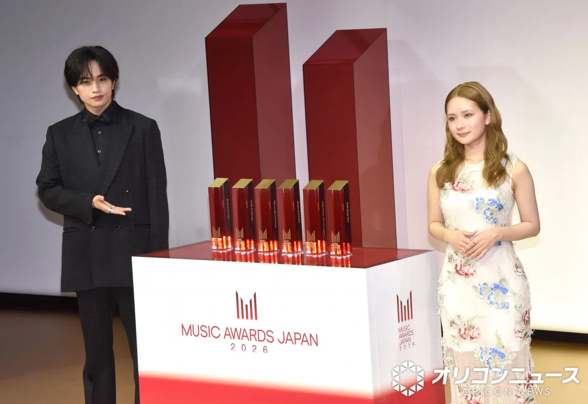 中島健人、軽快に小ボケ　畑芽育が即ツッコミ