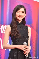 【横浜国際映画祭】リン・チーリン、黒のロングドレスから美脚を大胆披露　審査員は「光栄」