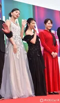 【横浜国際映画祭】本田望結＆川口ゆりな＆田中麗奈、三者三様の華やかドレス