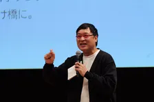 山里亮太“赤メガネ食堂”誕生の経緯　現地で実感「これを継続しなきゃいけない」