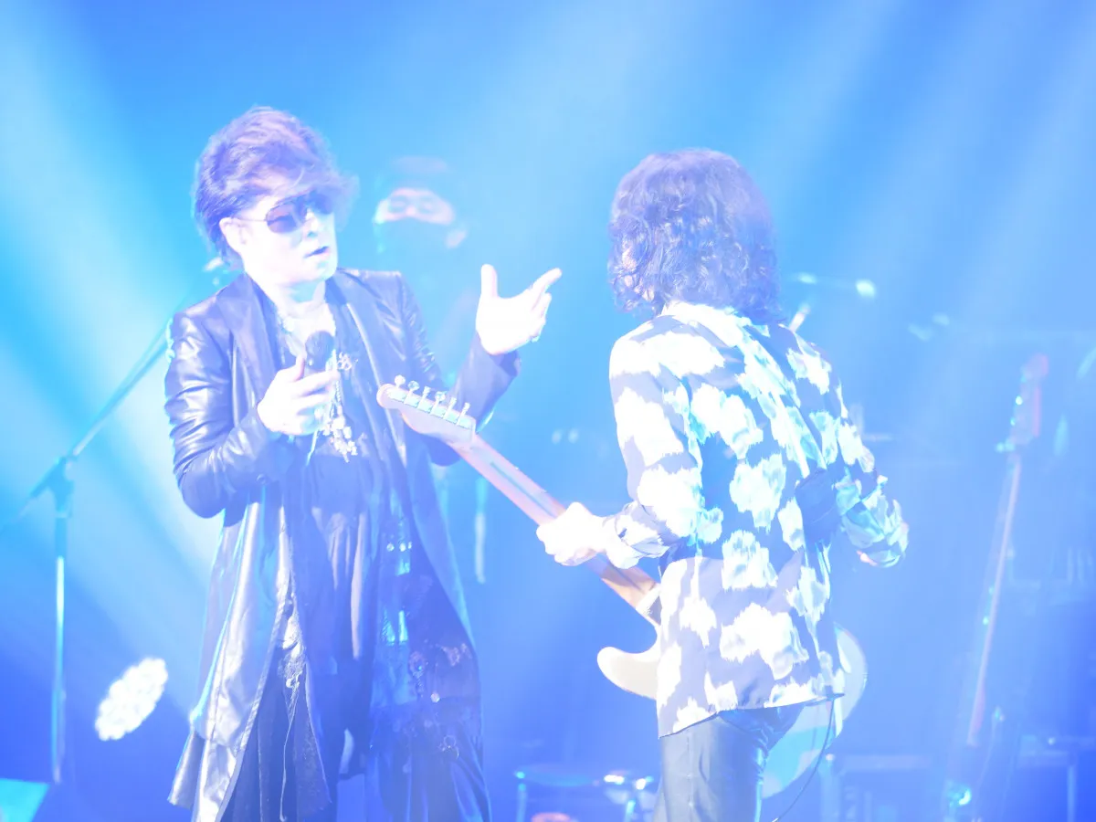 ラストツアー中のT-BOLAN、森友嵐士がステージ復帰　高知公演で熱演「感謝を歌で返したい」