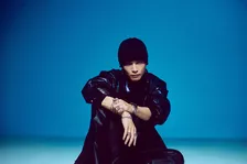GAN（岩田剛典）両A面シングル「Who's Next / RISE NOW」7・1リリース　最新アーティスト写真も解禁