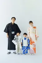 あいのり・桃、家族4人“七五三”ショット披露　5歳長男＆4歳次男「生まれてきてくれて本当に良かった」」