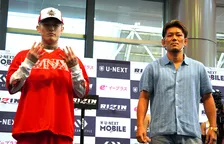 【RIZIN】平本蓮が皇治にキックを“当て逃げ”！　前日計量で11kg以上の体重差