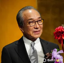 【橋田賞】小日向文世『わが家は楽し』90代の大先輩を前に「あとふた頑張りしようと…」