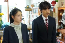 土屋太鳳“桃子”＆佐藤勝利“蕾”、移動捜査課メンバーと意見が真っ二つに　『ボーダレス』第5話あらすじ