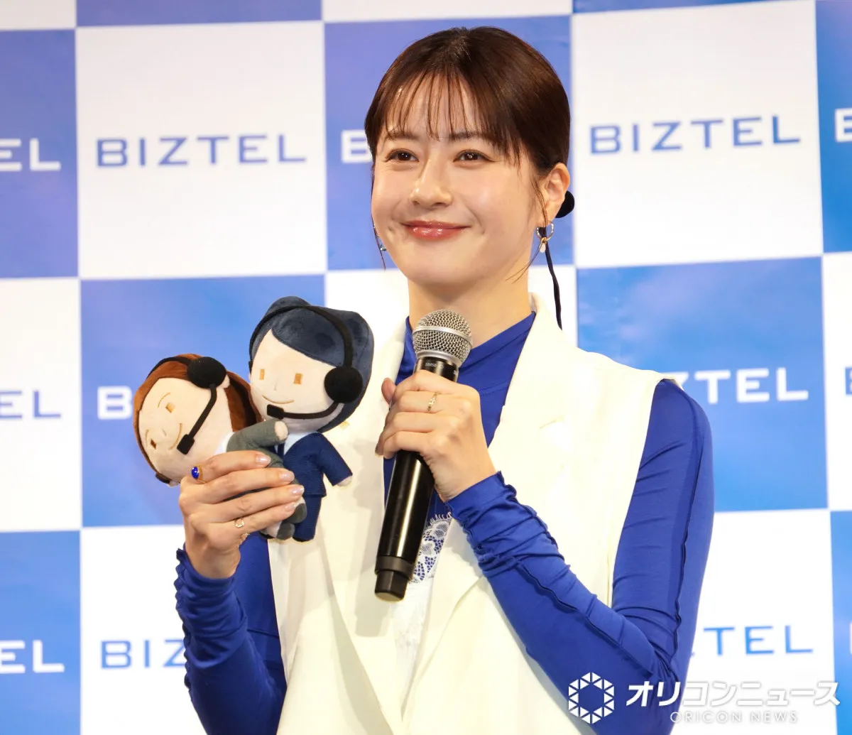 松本若菜、腹巻を愛用するエピソードに照れ笑い　これから深めたいことはデジカメ「日々の思い出が撮れたら」