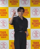 ダンサー・振付師NOSUKE、ダンス×エクササイズMOOK本発売　お渡し会でファンに格言「推しが見てるぞ！」＆「Rock this Party」披露も