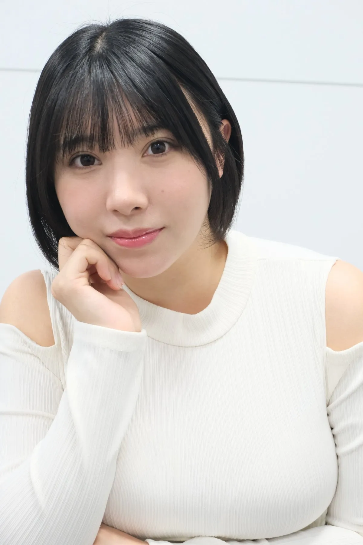 “薬剤師グラドル”三橋くん、初写真集は「完全無加工」　ありのままの姿を収めた意欲作に
