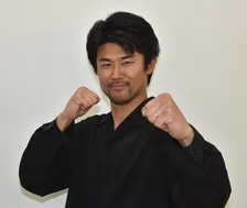 スーツアクター・高田将司、『アギト－超能力戦争－』見どころは仮面ライダーG7の「ライダーキック」　インタビューで秘話明かす