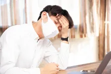 大人の「はしか」「おたふく」に要警戒、重症化で脳炎や不妊、一生続く難聴…後遺症のリスクも