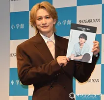 町田啓太、活動15周年を記念でファンを思って写真集　脅威の重量感「この重みがいろんな重みにも捉えられて」