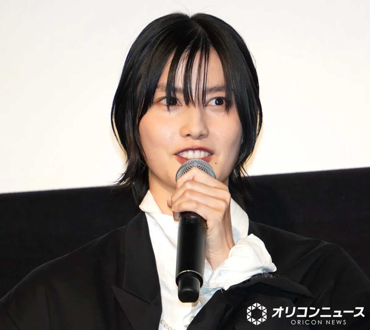橋本愛、ホラー映画の撮影中の恐怖体験語る「照明がボババババって…」　共演者「えー!?」「超怖い！」