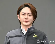 元“青汁王子”三崎優太氏、てんちむと結婚後初公の場　バイク事故に遭ったことがきっかけで新EVバイクを発売「執念です」
