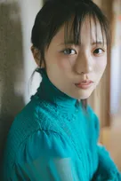 日向坂46正源司陽子、目を奪われる美しさ　整った目鼻立ちや横顔際立つポニーテールショットも