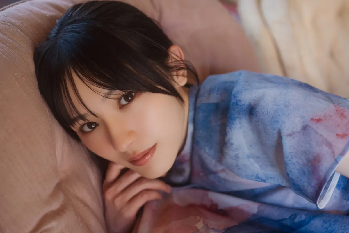 乃木坂46大越ひなの、“埋もれない存在感”　圧巻の美しさ放つソログラビア