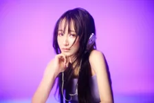 乃紫、大学生時代に制作した初期曲をリメイクしてリリース「この夏の自信作です」