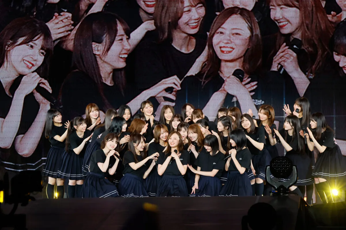 乃木坂46、「赤えんぴつ」書き下ろしの新曲初披露　バナナマンへ「お2人にも届きますように」